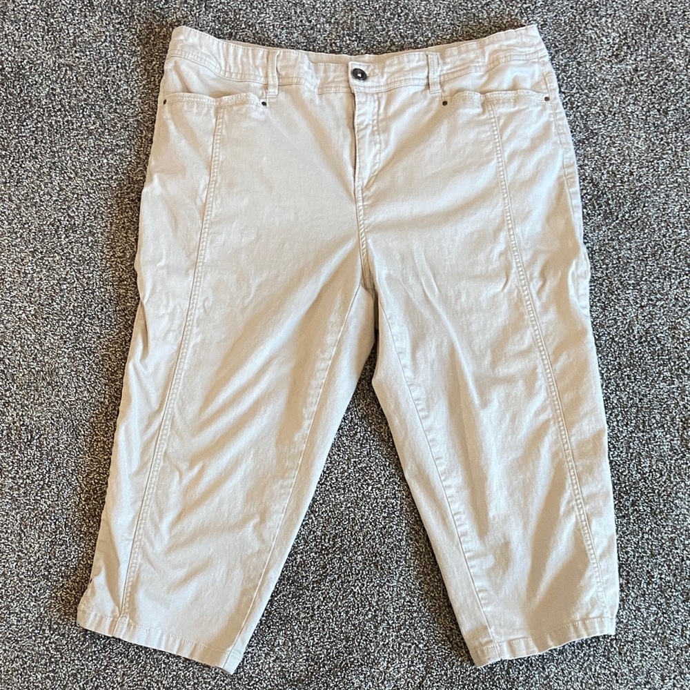Style & Co. Women's Cropped Pants in Tan